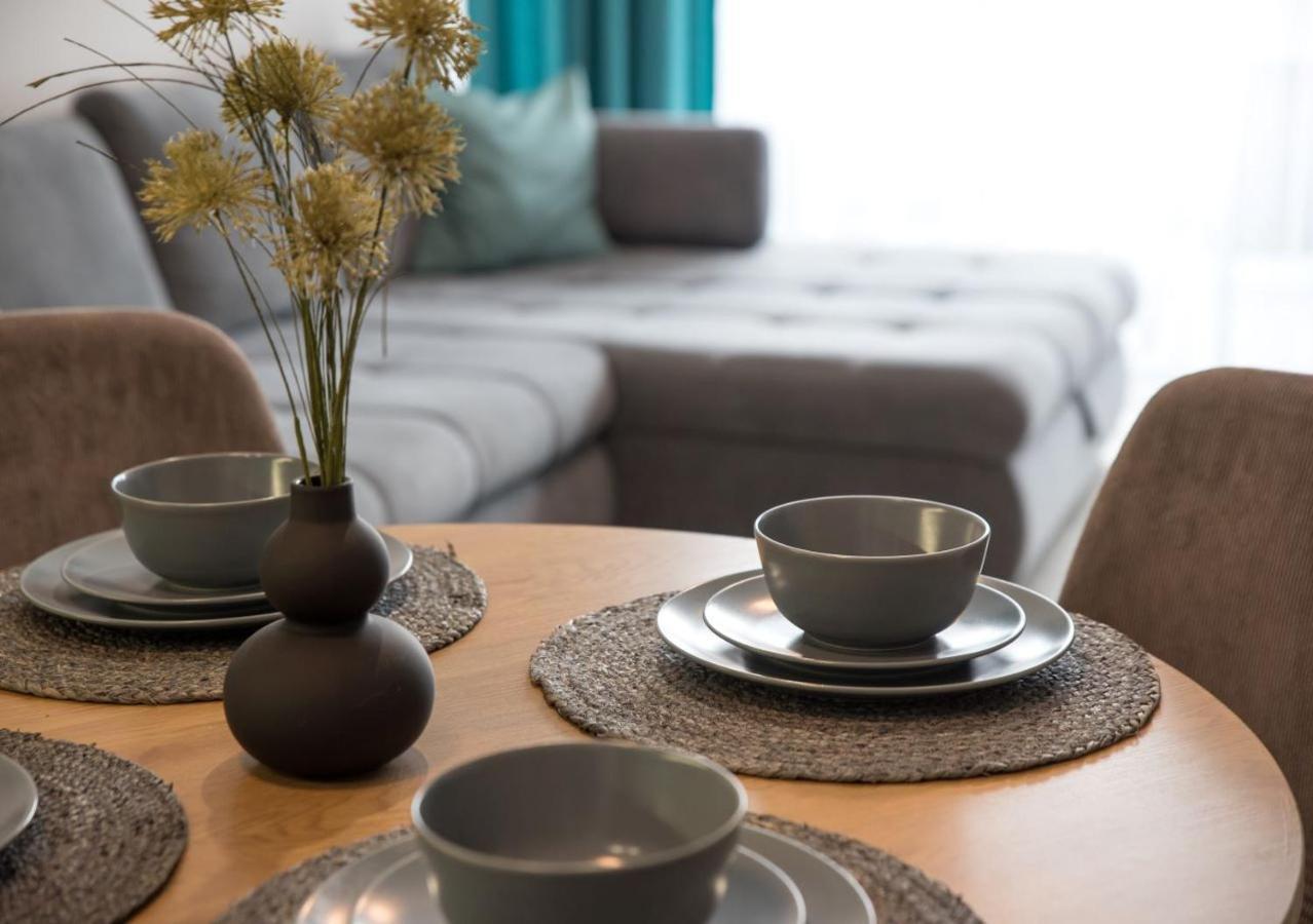 Marina Apartment By Dora Keszthely Ngoại thất bức ảnh