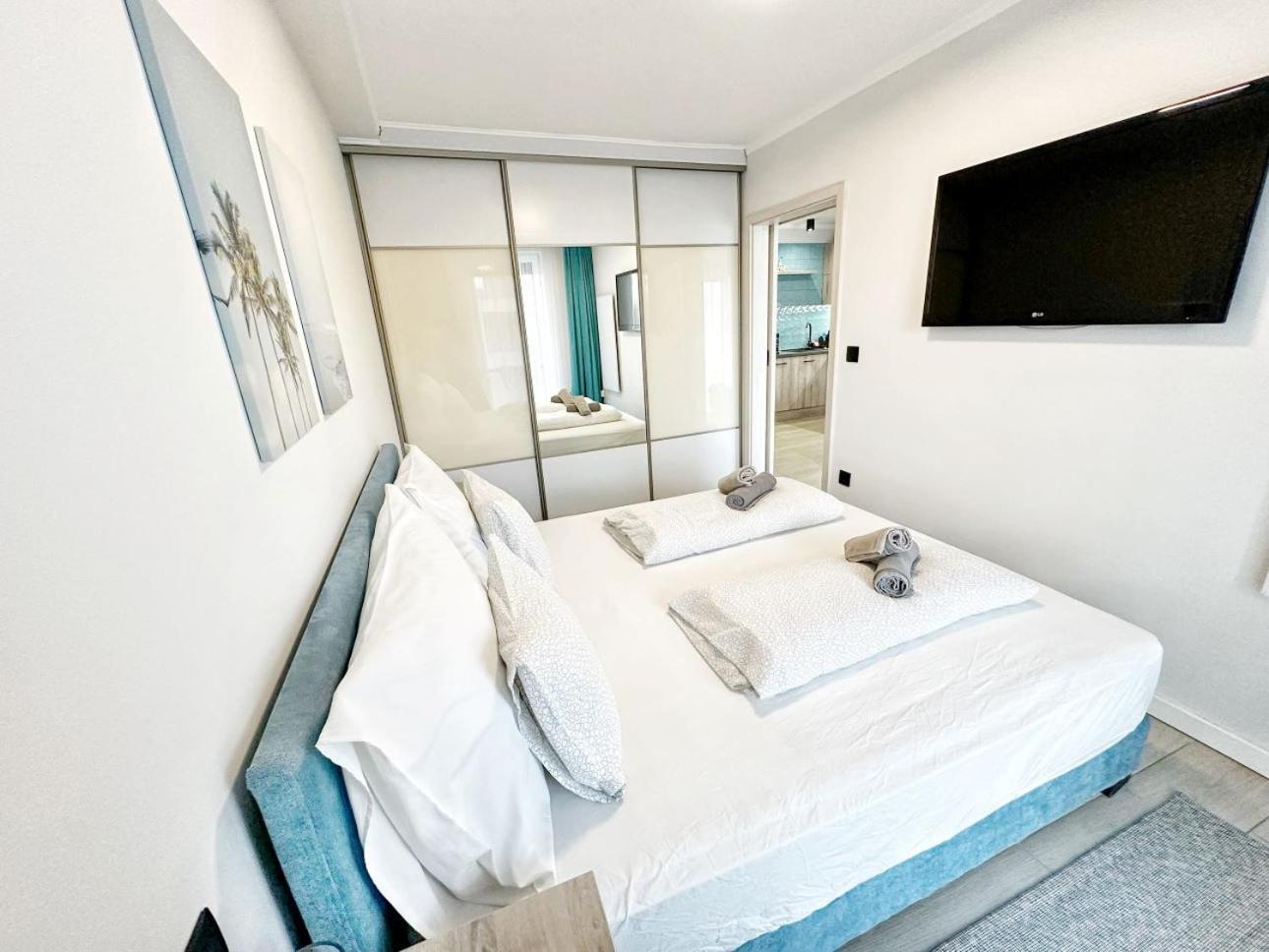 Marina Apartment By Dora Keszthely Ngoại thất bức ảnh