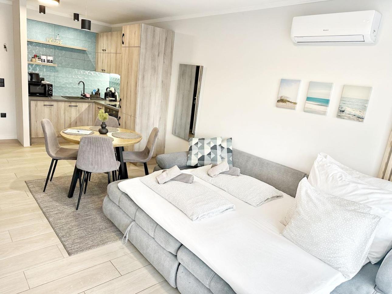 Marina Apartment By Dora Keszthely Ngoại thất bức ảnh